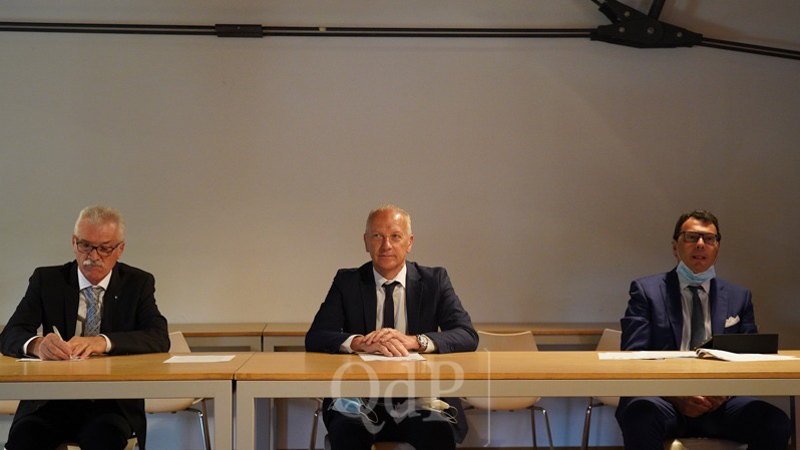 76d23469 0163 4b60 9449 effd84e265ac