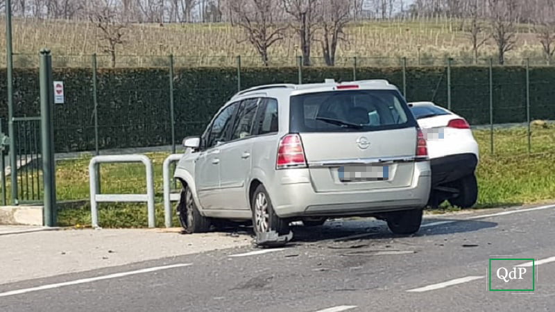 Questa immagine ha l'attributo alt vuoto; il nome del file è san-vendemiano-auto-2-260321.jpg