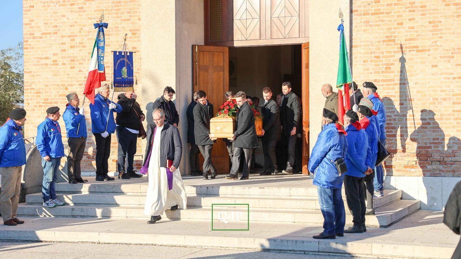Quasi 800 persone al funerale di Irma Conte