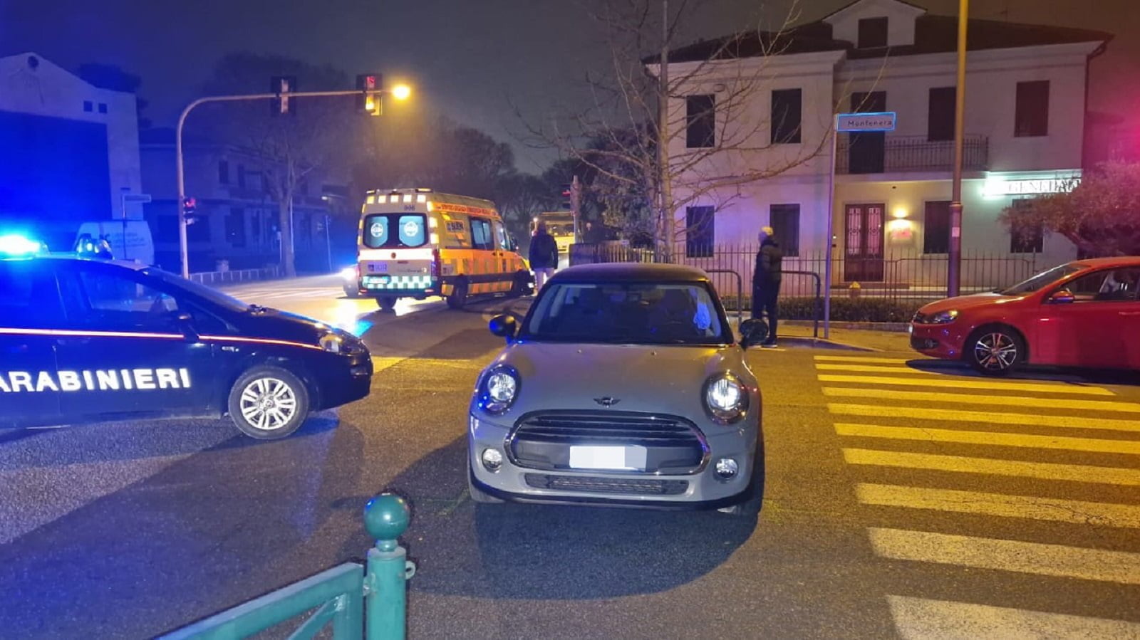 Le due auto coinvolte nell'incidente