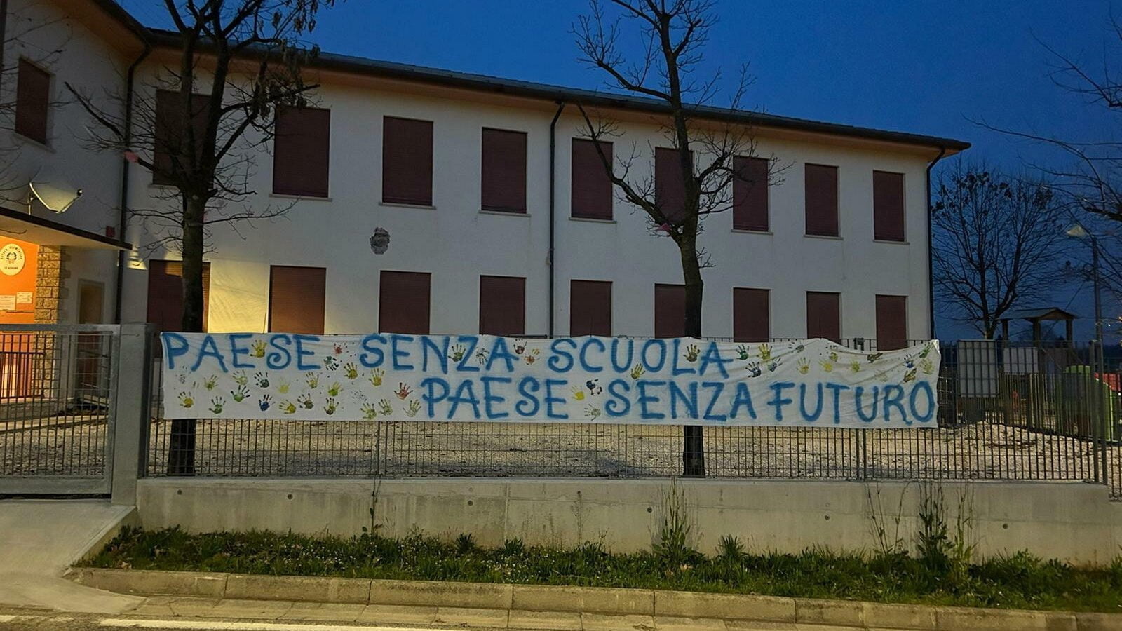 Il futuro della scuola di Santi Angeli nell’incontro pubblico di questa sera
