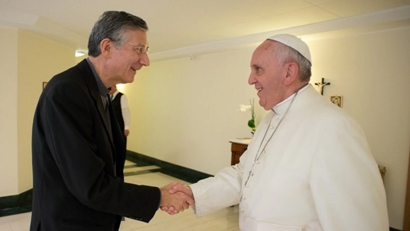 Migliorano le condizioni di Papa Francesco