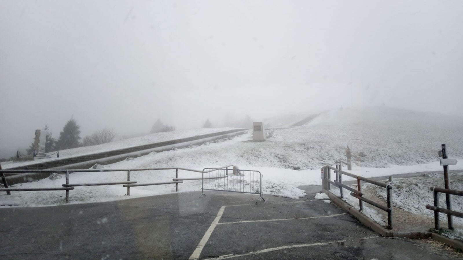 Neve sul Monte Grappa, chiusi al traffico tratti delle Strade provinciali 140 e 141
