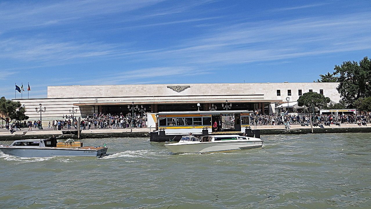 La stazione di Venezia Santa Lucia