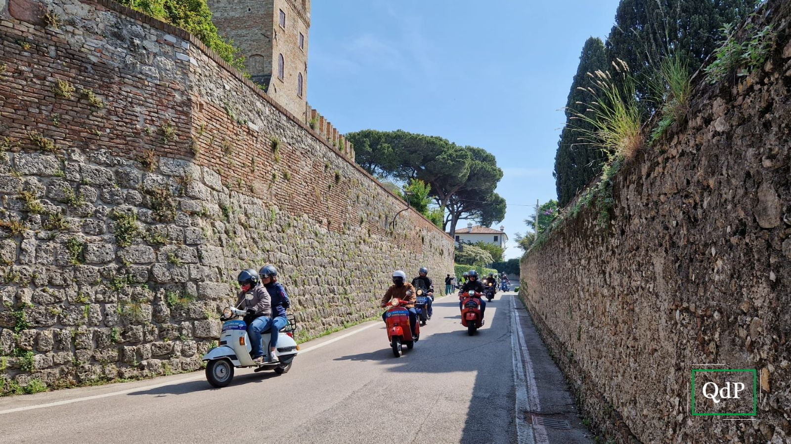 Nelle colline Unesco il gemellaggio "su due ruote" tra i Vespa Club di Conegliano e San Gallo