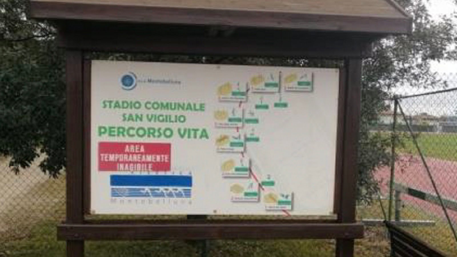 L'ingresso del campo sportivo Biagi