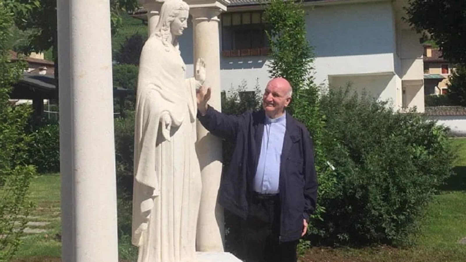 Festa d'addio per don Brunone dopo 12 anni Farra e Soligo lo