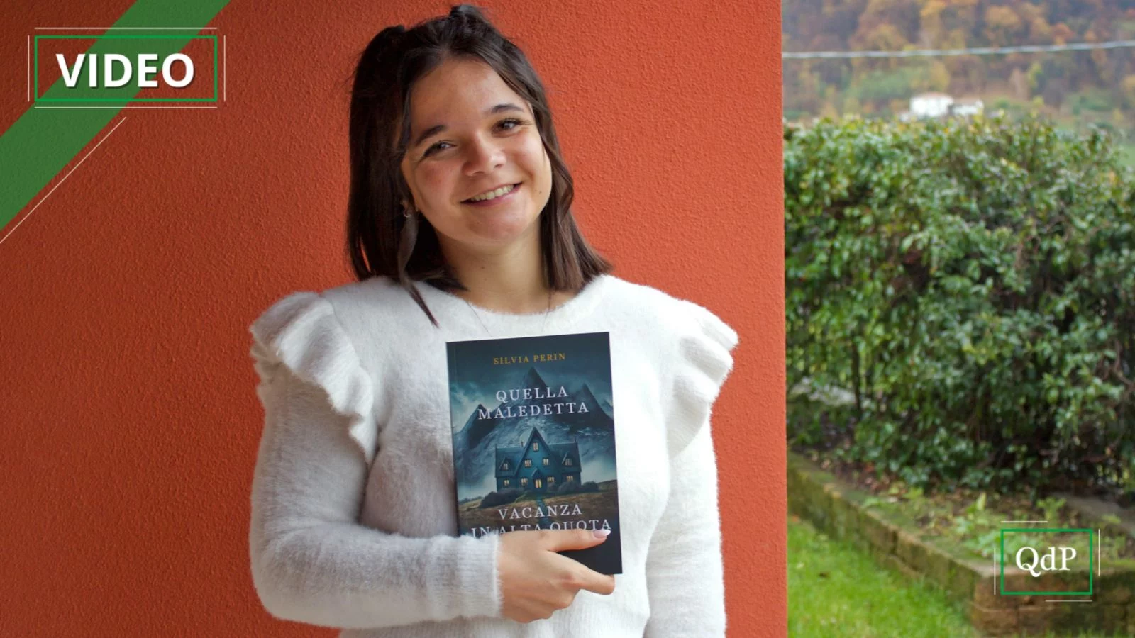 La scrittrice esordiente tarzese Silvia Perin