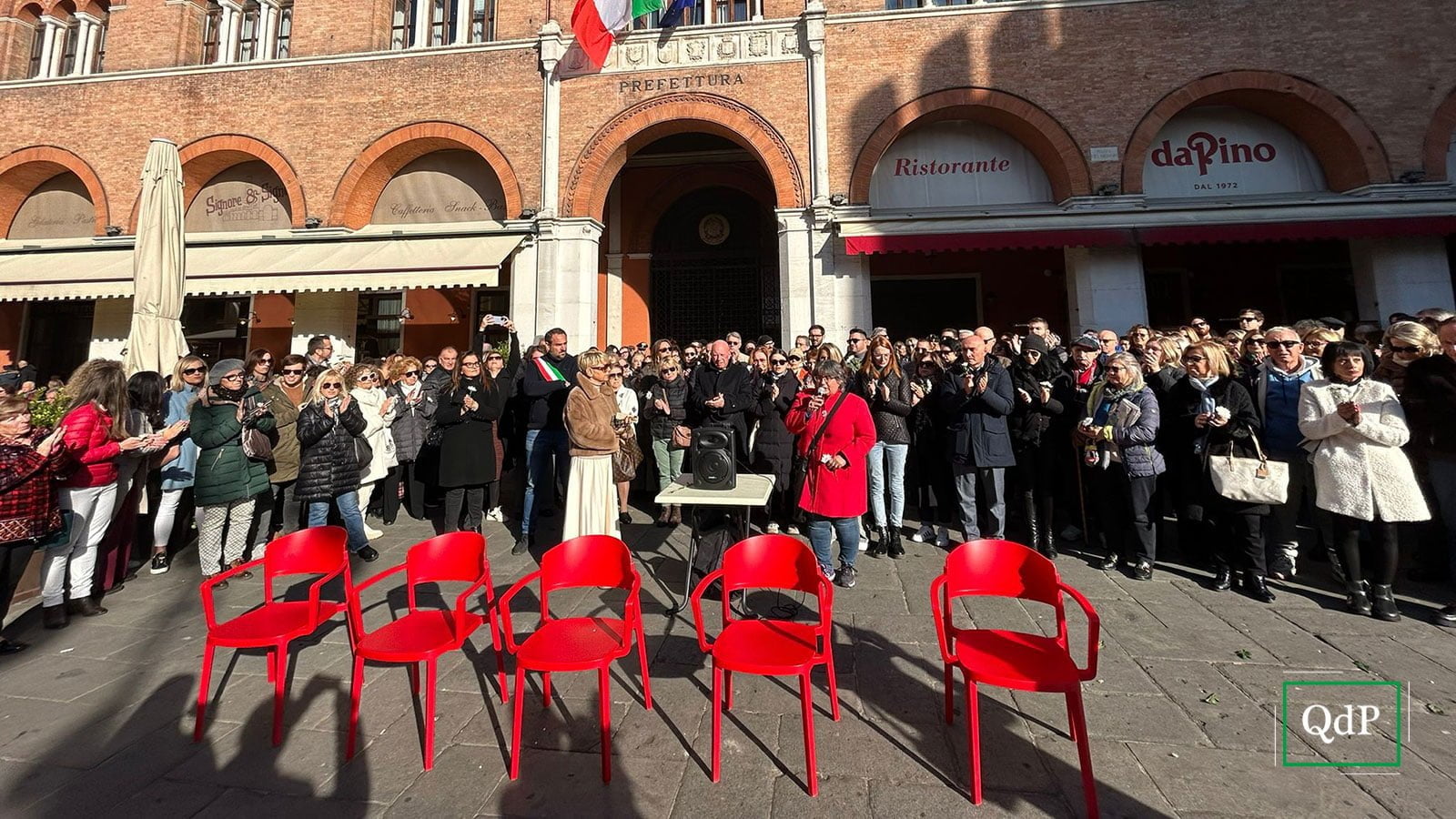 Il flashmob organizzato in piazza dei Signori