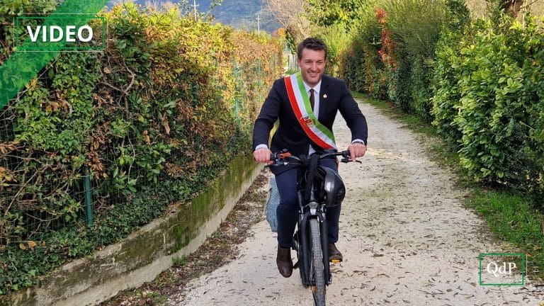 Il primo cittadino percorre la nuova ciclabile